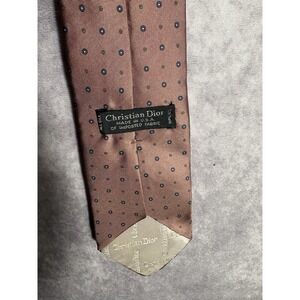 Christian Dior‎ Tie Red Pink 100% Silk Small Circle Pattern